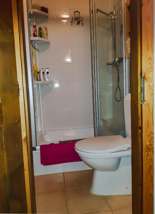 Villa Fully, Valais Chalet accueillant avec cheminée Extérieur photo