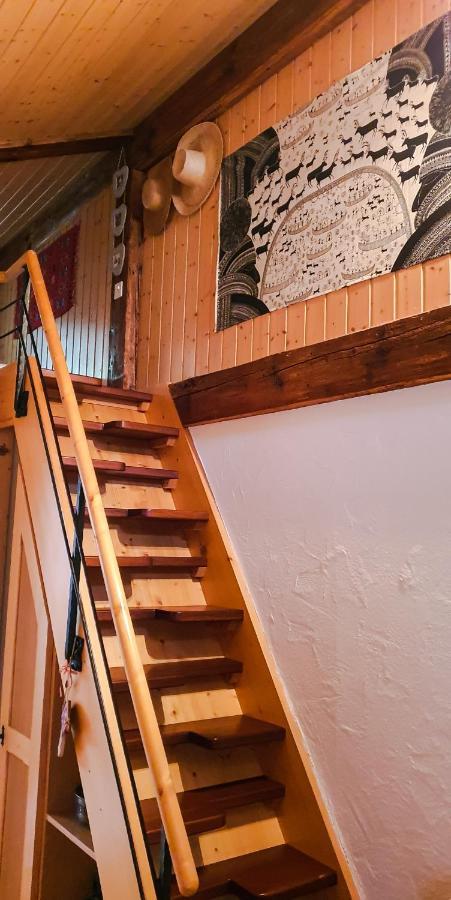 Villa Fully, Valais Chalet accueillant avec cheminée Extérieur photo